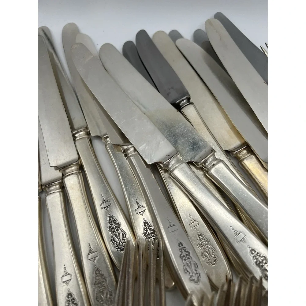 64 Pc ONEIDA BIRD of PARADISE COMMUNITY PLATE 1923 SILVERWARE Forks Knives Spoon